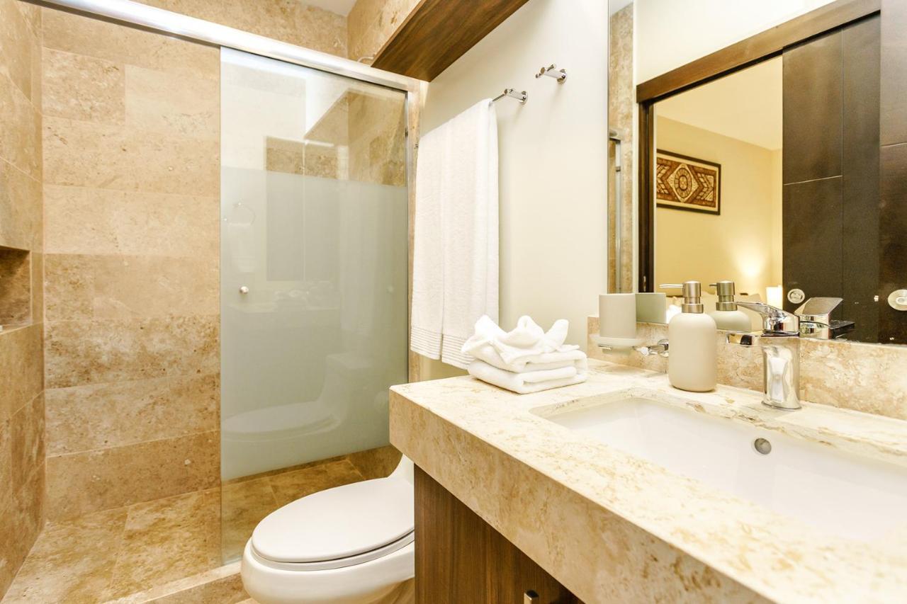 Luxurious Arenis Condo Living By Stella Rentals Playa del Carmen Esterno foto